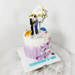 เค้กโฟโต้ สกรีนรูปภาพแบบ Pop-up พร้อมป้าย HBD ตกแต่งสีม่วงขาว