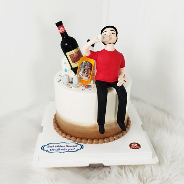 cake-june24-23 (2) เค้กปั้น3มิติ วันเกิดหนุ่มนักปาร์ตี้