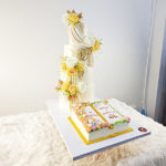 เค้กมุทิตาจิต 4ชั้น พร้อมเค้กเล่มหนังสือ