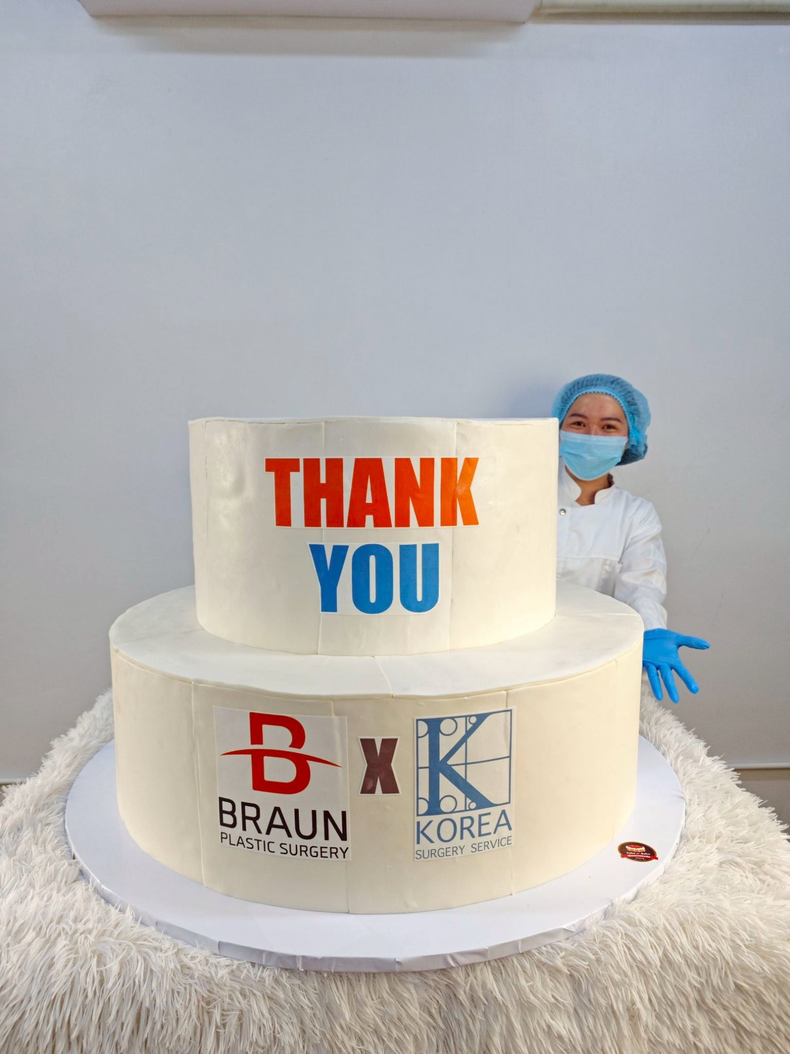 เค้ก 2 ชั้นธีมองค์กร THANK YOU Edition 2 เค้ก 2 ชั้นธีมองค์กร THANK YOU Edition