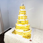 เค้ก6ชั้น สูงกว่า1เมตร ธีมสีทอง