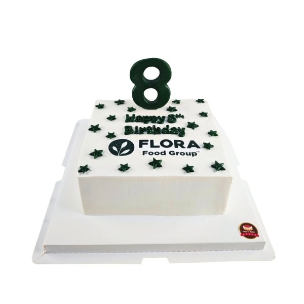 เค้กฉลองครบรอบ 8 ปี FLORA