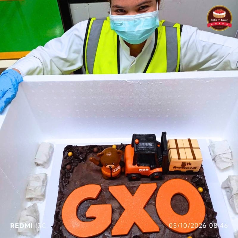 เค้กฉลองครบรอบ 5 ปี GXO Logistics 5 เค้กฉลองครบรอบ 5 ปี GXO Logistics