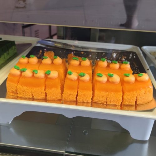 รับผลิตเค้กสำหรับร้านบุฟเฟต์และโรงแรม 11 รับผลิตเค้กสำหรับร้านบุฟเฟต์และโรงแรม